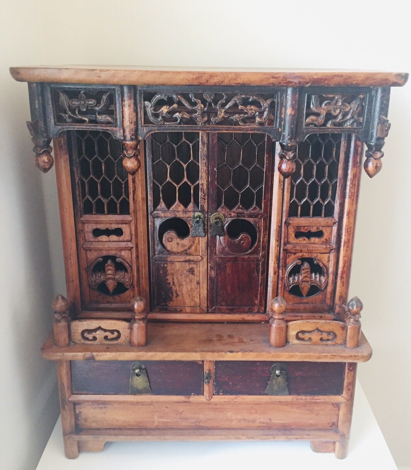 Antiques Chinese Altar Cabinet ( Huanghuali?)hardwood